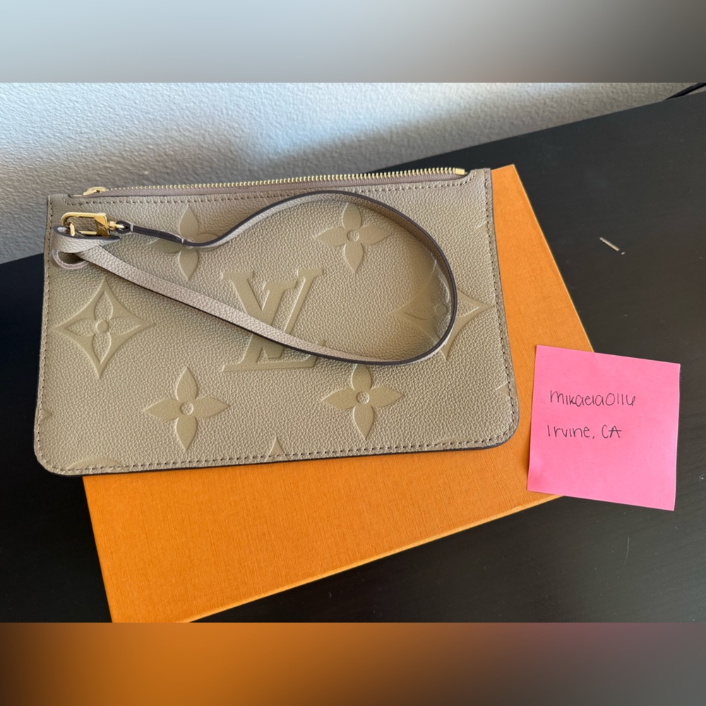 Louis Vuitton Turtledove Monogram Empriente Neverfull MM Pouch (NEW) - Picture 4 of 6